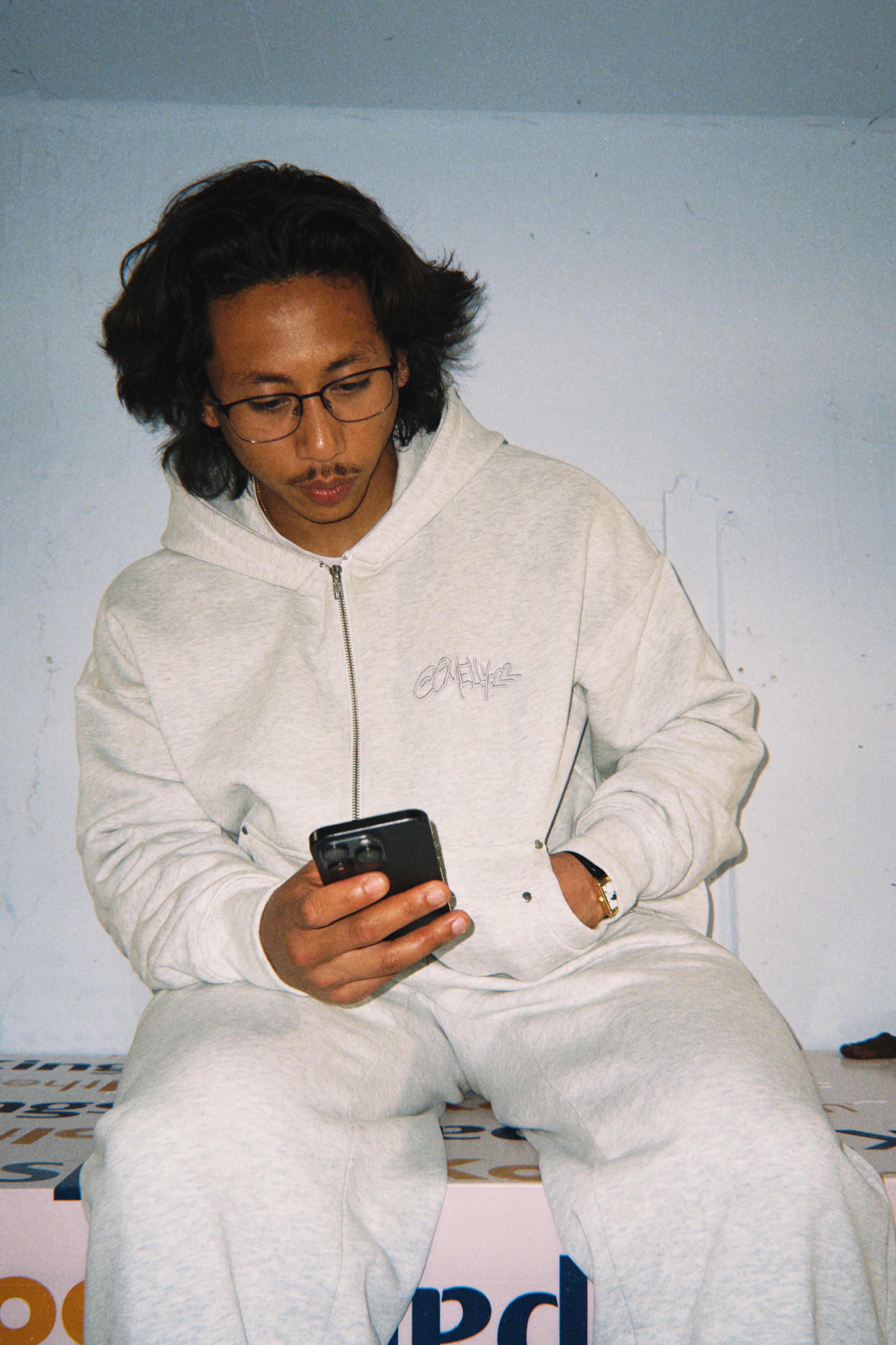 'GRYHNDGRY' ZIP UP